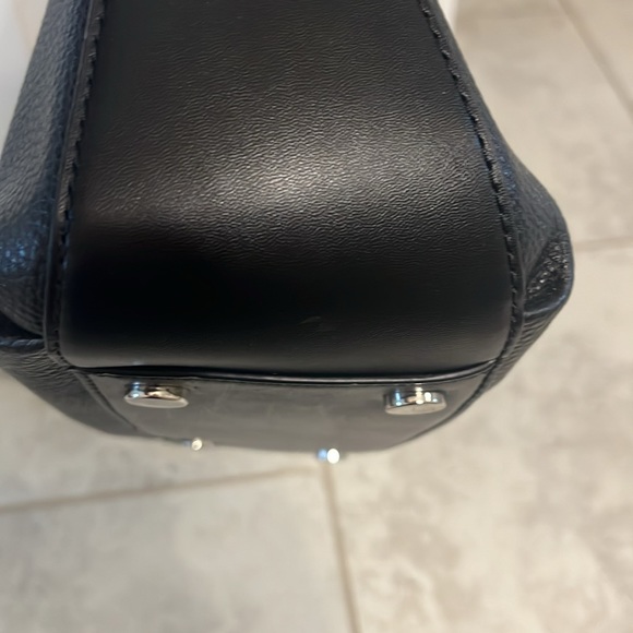 Black leather Michael kors shoulder bag - Picture 4 of 8